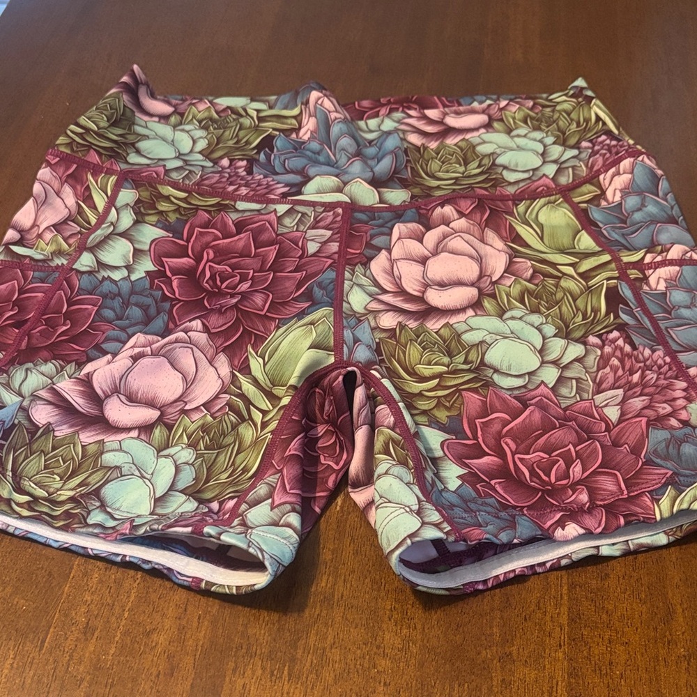 Constantly Varied Gear Succa For Plants medium 5” shorts